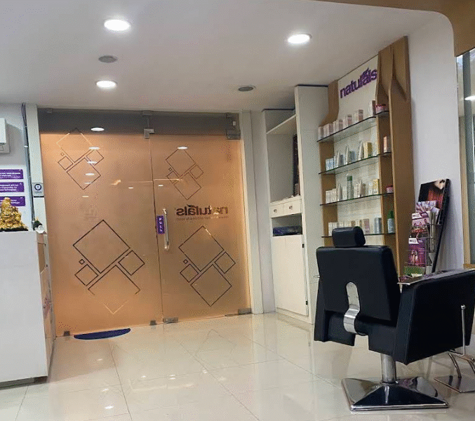 Naturals Salon & Spa