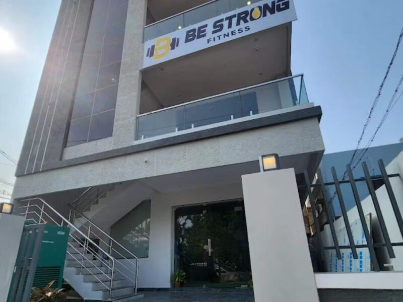 Fitness Hub – Train Hard, Stay Strong!