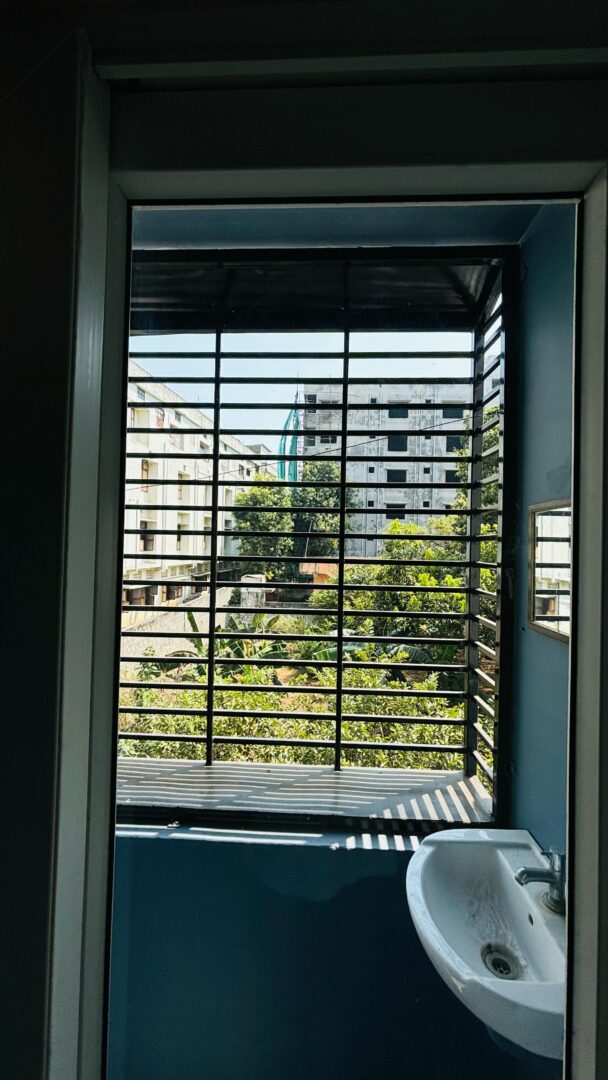 Fully Furnished 2BHK Flat for Rent in Kakinada