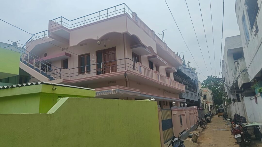 House for Rental / Commercial