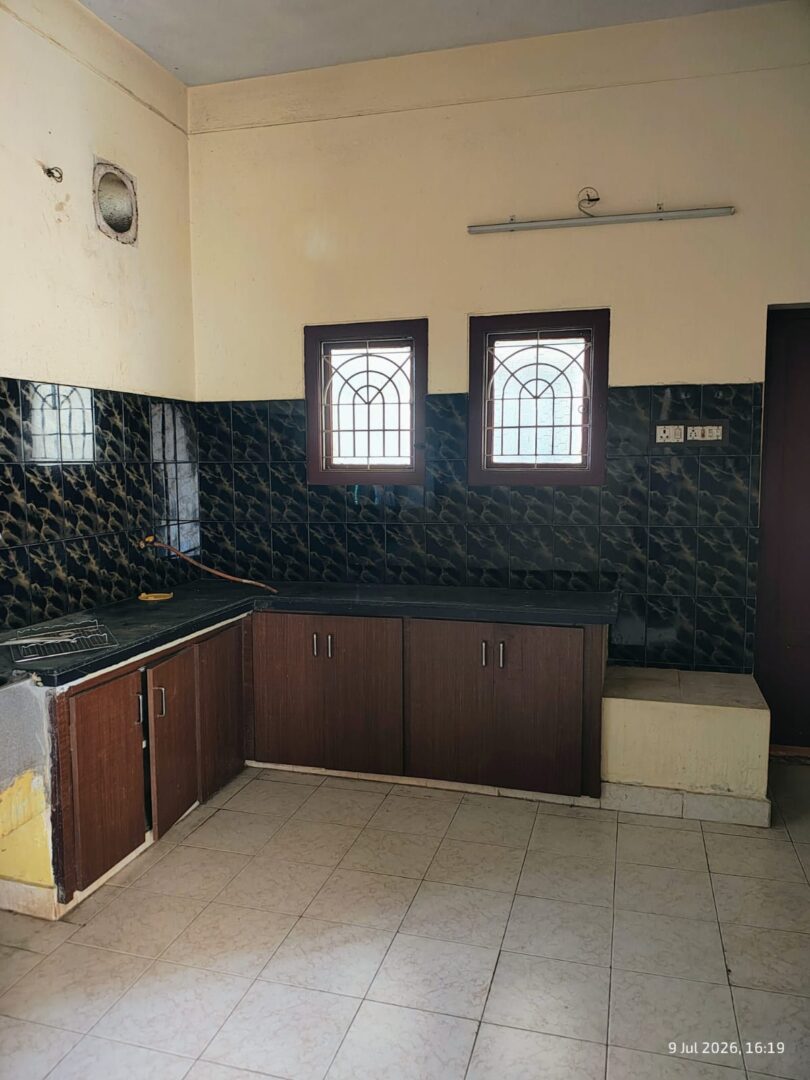 Spacious 2BHK House for Rent in Venkata Ramana Nagar, Indrapalem, Kakinada – Residential & Office Use