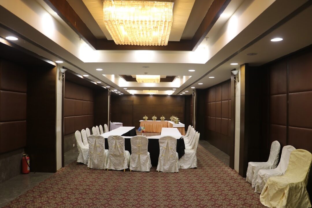 Saampradaya Restaurant & Banquet Hall Kakinada | Bloom Hotels